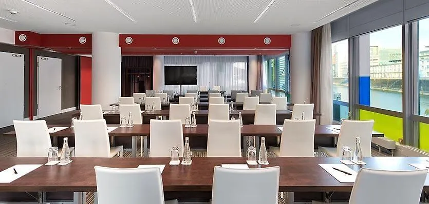 INNSiDE by Meliá Düsseldorf Hafen Hotel